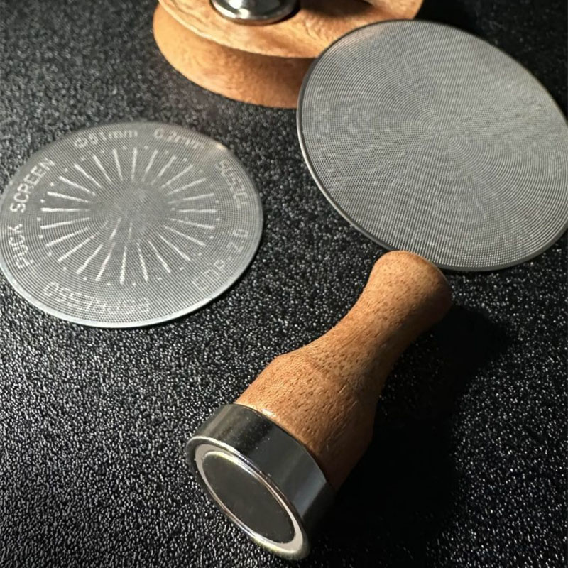 Magnetyczna siatka do espresso – Puck Screen Mesh recenzja i cena
